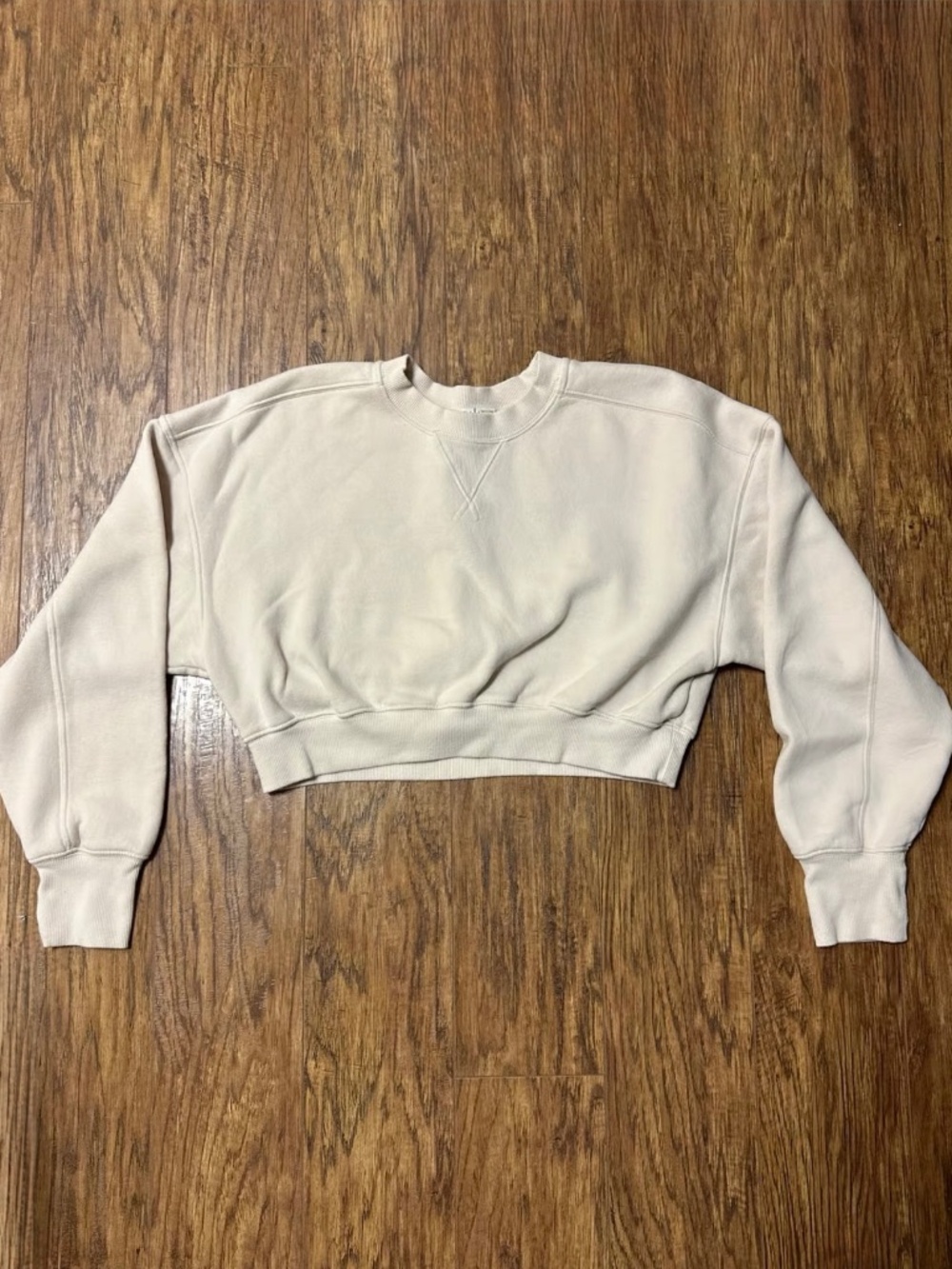OFFLINE By Aerie Cropped V-Neck Sweatshirt Cream Size Small